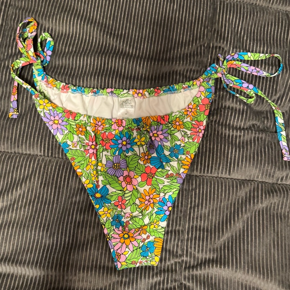 Women's Wild Fable White Floral Cheeky Bikini Bottom